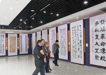 “应物万象—任云程书画作品展”在图书馆开幕